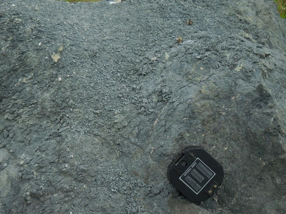 2020年(nián)浦北(běi)陶瓷礦